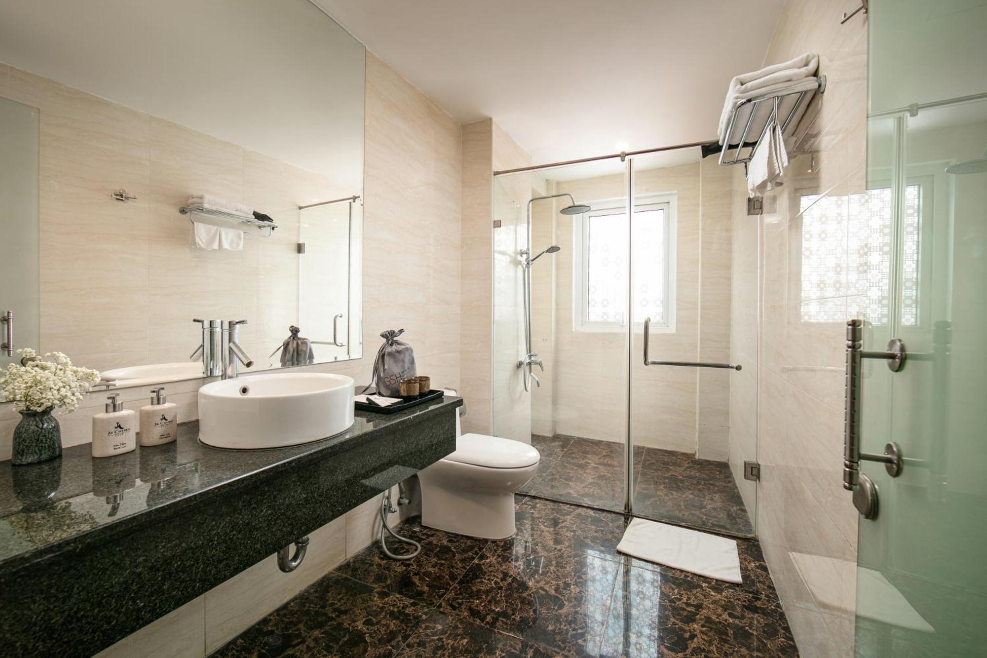 Golden Sun Suites Hotel Hanoi Exterior foto